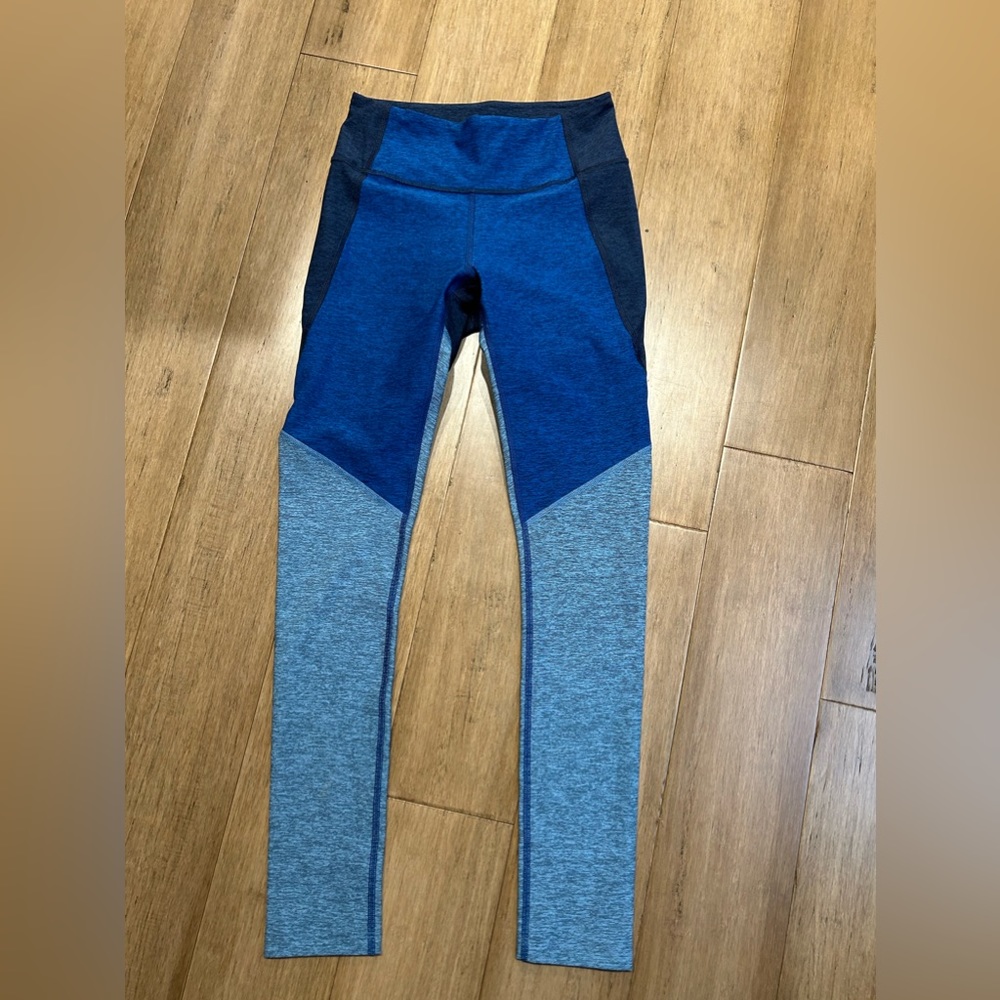 Outdoor Voices Tri-Tone 7/8 Leggings - Picture 3 of 5